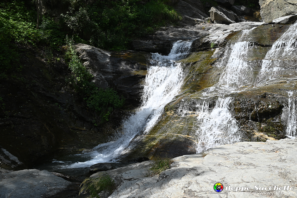 VBS_5276 - Novalesa, cascata, affreschi .jpg